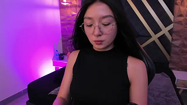 sydney miller  online show from 02-18-26, 11:22