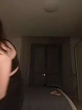 Vaneseda online show from 11-12-25, 06:08