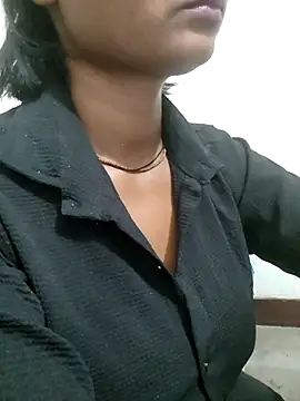 Snapshot of Rinki_hoty chatting on 11-01-25, 04:20 Rinki hoty online show from 11-01-25, 04:20