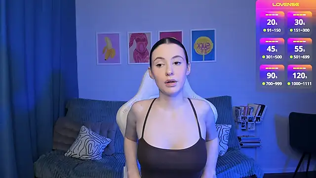 Snapshot of Baby_Annabelle chatting on 11-04-25, 07:13 Baby Annabelle online show from 11-04-25, 07:13