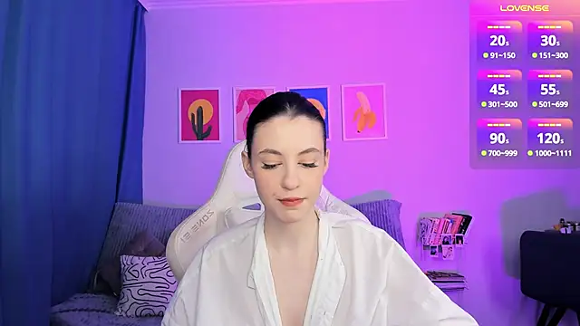 Snapshot of Baby_Annabelle chatting on 11-23-25, 03:50 Baby Annabelle online show from 11-23-25, 03:50