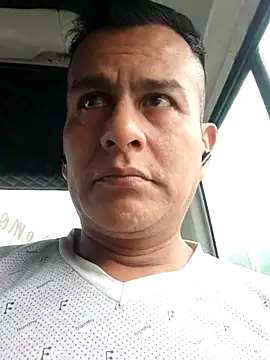 Snapshot of Vegueta79 chatting on 07-23-26, 05:55 Vegueta79 online show from 07-23-26, 05:55
