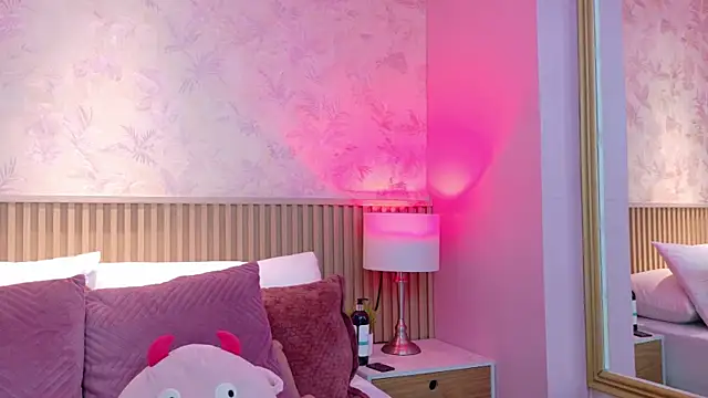 AdelineJhones online show from 03-10-26, 09:53