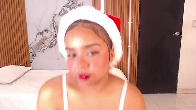 rosselyn  online show from 12-13-25, 08:14