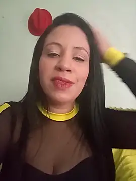 LeilaTaylor online show from 12-19-25, 02:02