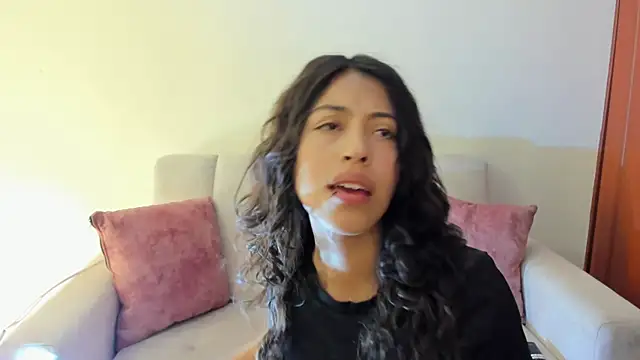 emily jonessxx online show from 10-28-25, 07:05