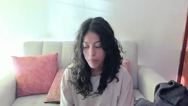 emily jonessxx online show from 11-01-25, 09:50