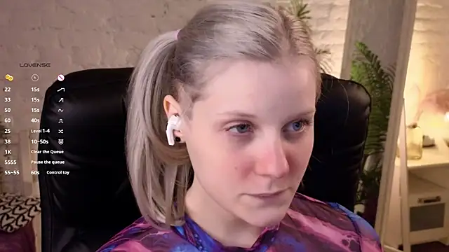 ShineJoan online show from 11-20-25, 10:09