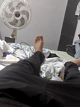 Gatoohottt online show from 10-29-25, 01:57