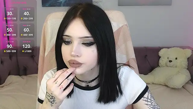 Emma Kirks online show from 11-27-25, 10:39