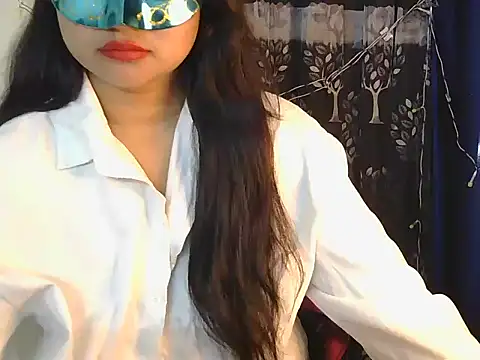 crazy witch online show from 11-16-25, 04:56