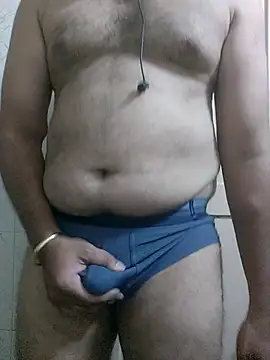 Squeezedkela online show from 10-23-25, 06:28