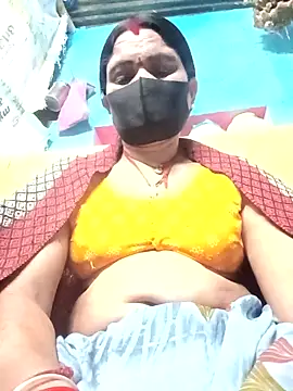 Snapshot of QRAN_YELESA chatting on 10-31-25, 03:13 QRAN YELESA online show from 10-31-25, 03:13