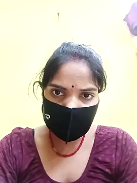 Snapshot of Shreya-750 chatting on 11-17-25, 08:42 Shreya-750 online show from 11-17-25, 08:42