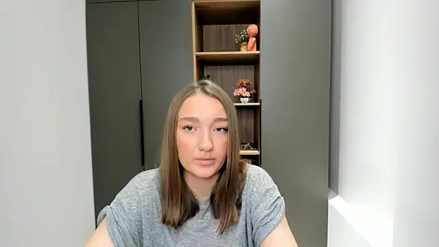 ShemikaCozza online show from 10-25-25, 07:38