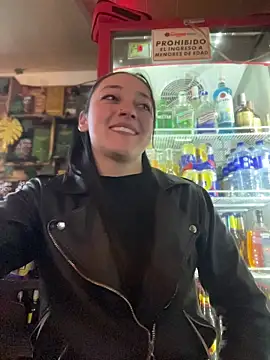 Lia  white online show from 11-14-25, 04:00