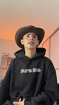 Sebastian Reed online show from 02-20-26, 06:26