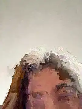 Snapshot of Ellemonroe chatting on 10-23-25, 01:32 Ellemonroe online show from 10-23-25, 01:32