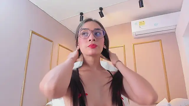 NahimiThompson online show from 02-10-26, 07:51