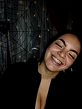 Nuvi jonhs online show from 10-23-25, 12:10