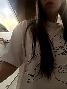 LunaDreeam online show from 11-23-25, 04:51