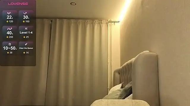 Oliver star boy  online show from 02-04-26, 04:57