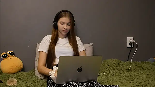 Softixq online show from 12-01-25, 02:11