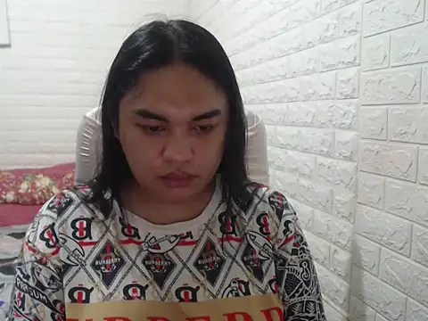 Snapshot of EmpressArci chatting on 10-21-25, 12:28 EmpressArci online show from 10-21-25, 12:28