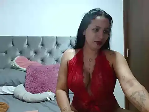 CeleneOrtiz online show from 12-17-25, 11:55