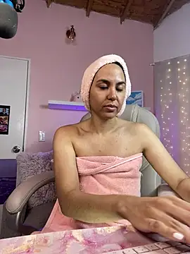 VenusIsLove  online show from 02-02-25, 12:19