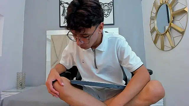 adams bobby online show from 12-20-25, 11:50