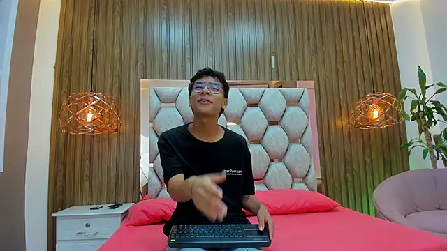 adams bobby online show from 01-18-26, 11:36