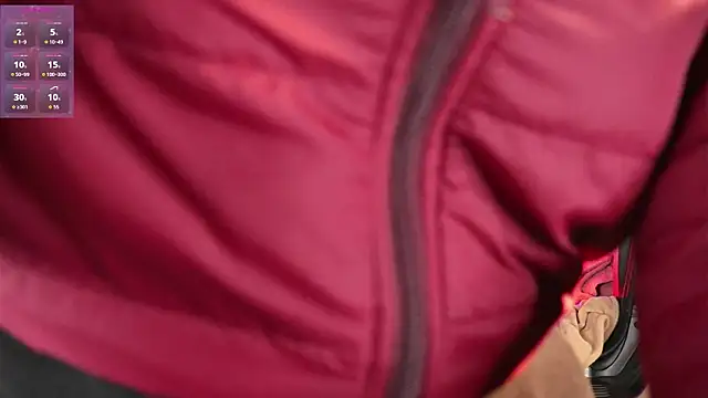 Snapshot of LexyBlaze_ chatting on 02-17-26, 12:01 LexyBlaze online show from 02-17-26, 12:01