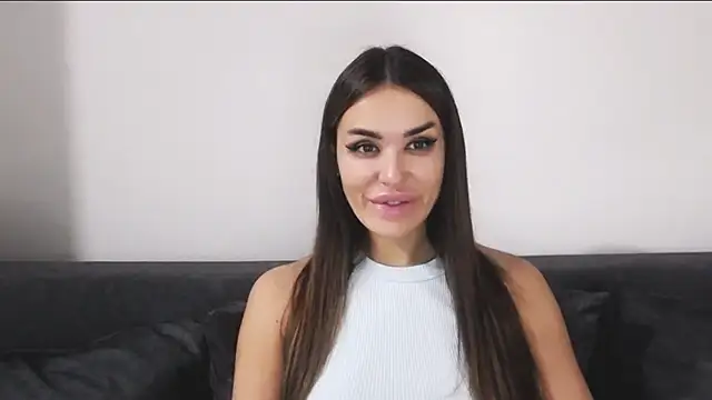 velvetveyraX online show from 11-11-25, 04:29