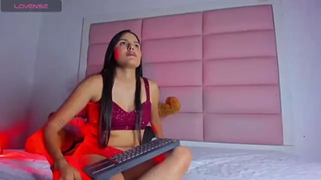 Snapshot of Cattalina_25 chatting on 11-05-25, 07:58 Cattalina 25 online show from 11-05-25, 07:58