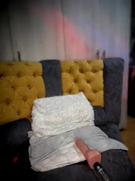 soymiia 333 online show from 10-31-25, 11:28