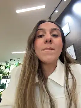 sarah honey   online show from 11-11-25, 02:28