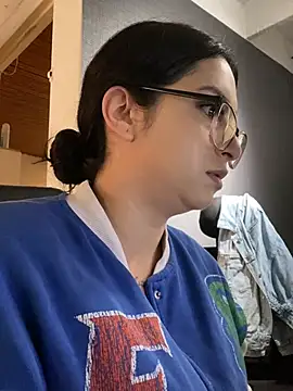 Kloe Novoa online show from 01-19-26, 01:37