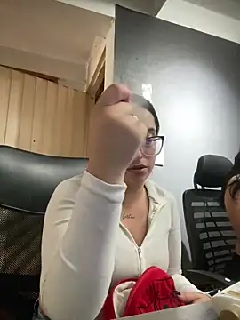 Kloe Novoa online show from 02-14-26, 01:30