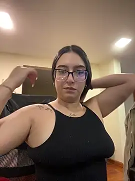 Kloe Novoa online show from 03-17-26, 01:25