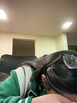 Kloe Novoa online show from 03-19-26, 12:42