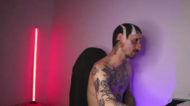 TokyoHatsumoto online show from 03-13-26, 11:22