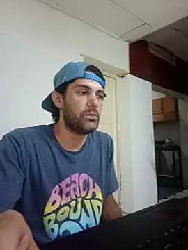 Capriflow online show from 12-21-25, 02:51