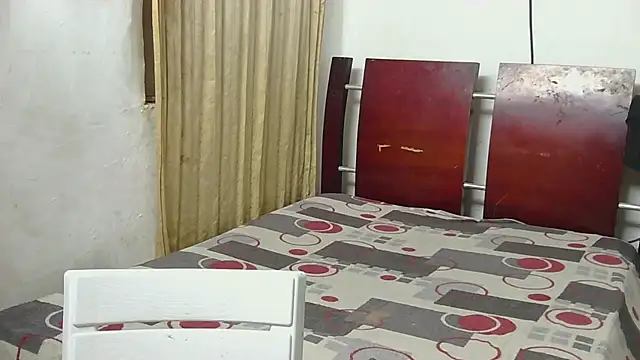 Snapshot of fer_luna chatting on 12-05-25, 06:00 fer luna online show from 12-05-25, 06:00