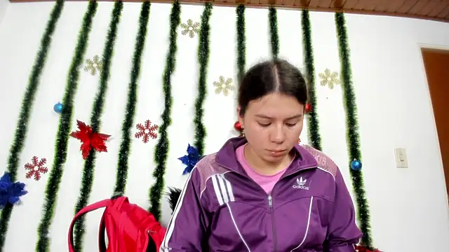 Vanessa Martinz online show from 11-26-25, 12:06