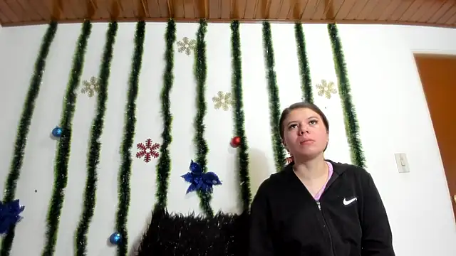 Vanessa Martinz online show from 12-19-25, 12:45