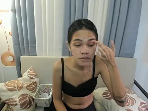 XxBigCockAliyahxX online show from 11-10-25, 05:17