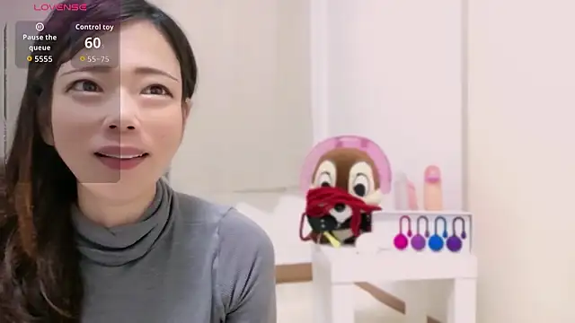 Snapshot of chie__xx chatting on 11-05-25, 01:27 chie xx online show from 11-05-25, 01:27