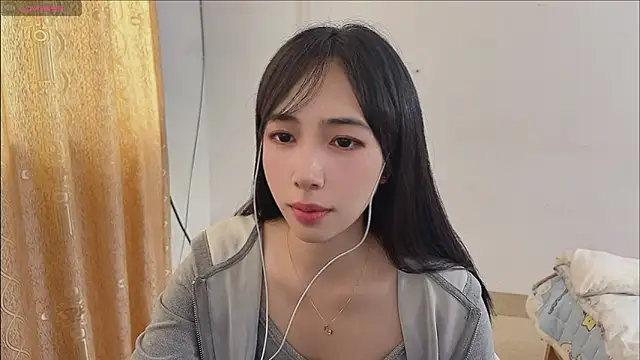 by-Hannah online show from 11-07-25, 06:57