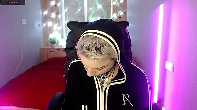 Sweet-n-Strong online show from 11-20-25, 12:38